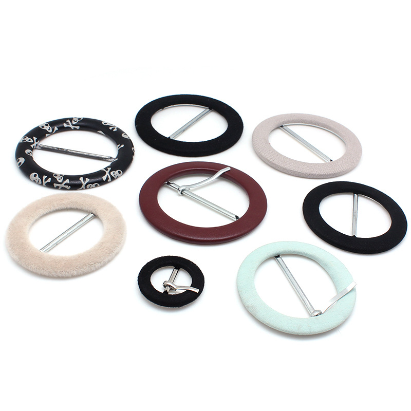 Kaj je zaponka, ovita s tkanino, in zakaj je najboljša izbira za prvovrstne modne in obrtniške projekte