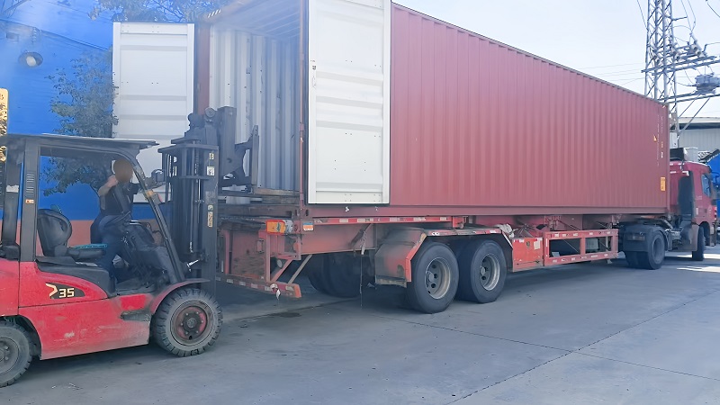 Zanesljiva tovarniška dostava – zagotavljanje hitre in varne dostave za vsako naročilo